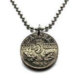 1933 Canada 5 Cents coin pendant necklace fashion jewelry Canadian maple leaves British King George V Ottawa Montreal Quebec Toronto Ontario Vancouver Calgary British Columbia Alberta Nova Scotia New Brunswick Manitoba Nunavut Victoria beaver n000370