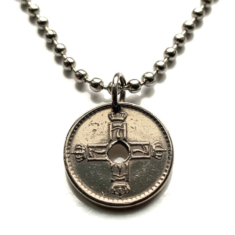 1927 Norway Norge Noreg Norsk 25 Ore coin pendant Norwegian crown letter H number 7 Oslo Bergen Stavanger Sandnes Trondheim Drammen Fredrikstad Sarpsborg Bokmal Nynorsk Porsgrunn Skien Kristiansand Alesund Tonsberg Nordic Scandinavia Vikings Norse n000425