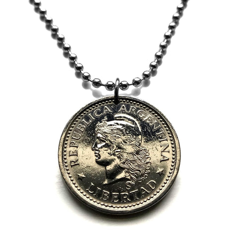 1958 Argentina 1 Peso coin pendant necklace jewelry Lady Liberty Oudine freedom Phrygian cap Buenos Aires Córdoba Rosario Mendoza Tucumán La Plata Mar del Plata Salta Santa Fe San Juan Corrientes Río de la Plata n001449