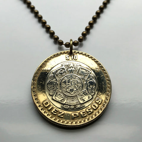 2018 Mexico 10 Pesos coin pendant necklace jewelry Aztec sun stone calendar Piedra del Sol Mexica sculpture Tōnatiuh Tlaltecuhtli Yohualtecuhtli Tenochtitlan Tecpatl knife Zócalo Templo Mayor Toltec Hidalgo n000160