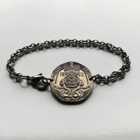 1982 United Kingdom Great Britain 20 Pence coin bracelet Tudor Rose English crown England London Manchester Bristol Sheffield Newcastle Wales Ireland Irish Lancaster Leeds Southampton  b000046