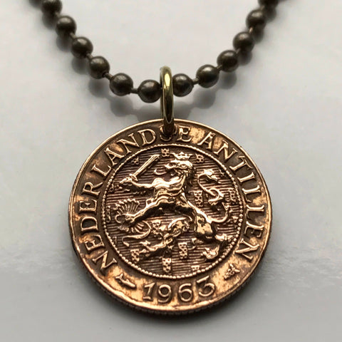 1954 Netherlands Antilles coin pendant Dutch lion Aruba Curacao Leeward Antilles Bonaire Saba Sint Eustatius Sint Maarten Willemstad Oranjestad Kralendijk The Bottom Philipsburg Papiamentu Grote Knip Baya Cas Abao Mambo Beach Playa Porto Marie n000448