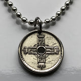 1927 Norway Norge Noreg Norsk 25 Ore coin pendant Norwegian crown letter H number 7 Oslo Bergen Stavanger Sandnes Trondheim Drammen Fredrikstad Sarpsborg Bokmal Nynorsk Porsgrunn Skien Kristiansand Alesund Tonsberg Nordic Scandinavia Vikings Norse n000425