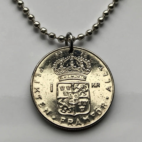 1969 to 1973 Sweden Sverige 1 Krona coin pendant Swedish 3 crowns lions Stockholm Nordic Scandinavia Baltic king queen Vikings Malmö n001363