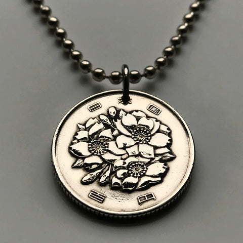 Japan Nippon 100 Yen coin pendant necklace jewelry sakura cherry blossom Tokyo Japanese flower Yokohama Kobe Osaka Sapporo Nagoya Fukuoka Saitima Kyoto Sendai Okinawa Chiba Hiroshima Niigata Gunma Nagasaki yaezakura n000087