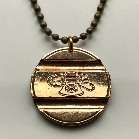 Italy Gettone Telefonico phone booth token pendant rotary dial telephone Rome Milan Florence Venice Bologna Verona Napoli Siena Pisa Genoa San Gimignano Parma Torino Palermo Perugia  Assisi Sorrento Salerno Apulia Sardinia Modena Capri Tuscany n001103