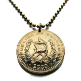 2000 Guatemala 1 Quetzal coin pendant necklace fashion jewelry Resplendent Quetzal bird Paz Firme y Duradera Mixco Villa Nueva Escuintla Huehuetenango Jutiapa Petapa Tikal Quiriguá Mayas n003227
