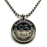 1962 Denmark Danmark 25 Ore coin pendant Danish royal crown initial R F Danes Copenhagen Aarhus Odense Aalborg Scandinavian Vikings Nordic Zealand Randers Kolding Danskere Funen Faroese Vendsyssel Thy Norsemen Jutland Cimbrian Amalienborg Palace n003881