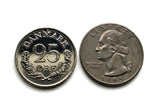 1962 Denmark Danmark 25 Ore coin pendant Danish royal crown initial R F Danes Copenhagen Aarhus Odense Aalborg Scandinavian Vikings Nordic Zealand Randers Kolding Danskere Funen Faroese Vendsyssel Thy Norsemen Jutland Cimbrian Amalienborg Palace n003881