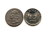 1957 Denmark Danmark 25 Ore coin bracelet Danish initial R Danes Copenhagen Aarhus Odense Aalborg Esbjerg Randers Jutland Vikings Danskere Scandinavian Nordic Zealand Funen Amalienborg Norse b000161