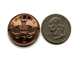 Wales Vereinigtes Königreich Großbritannien 2 Pence Münze Anhänger Halskette Schmuck Prinz von Wales Straußenfedern Walisisches Abzeichen Federbusch Cardiff Swansea Newport Wrexham Barry Neath Anglesey Conwy Caernarfon Caerphilly Castle n000236