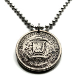 1976 Dominican Republic 25 Centavos coin pendant necklace Quisqueya Santo Domingo Santiago Juan Pablo Duarte Hispaniola caribbean n002898