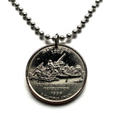 1999 USA Quarter 25 coin pendant Crossroads of the Revolution George Washington Crossing the Delaware 1776 New Jersey 1851 painting n003983