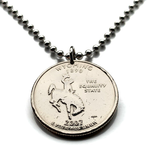 2007 USA Quarter 25 Cents coin pendant Wyoming bucking horse and rider rodeo bronco Cowboy State Wild West Cheyenne Casper Laramie n003977