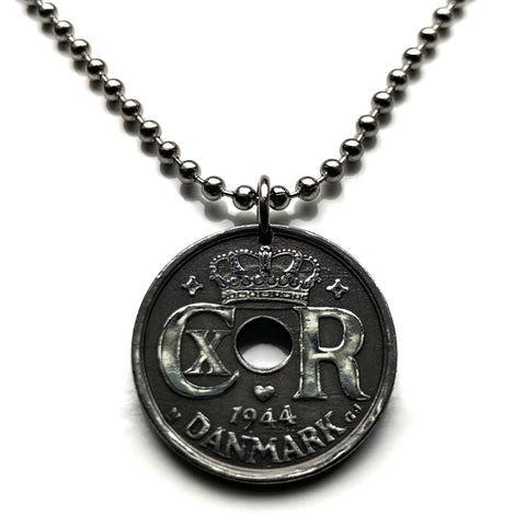 1944 Denmark Danmark 25 Ore coin pendant World War 2 Nazi Germany Occupation Danish crown initial C R X Danskere Danes Copenhagen Aarhus Odense Aalborg Esbjerg Randers Scandinavia Nordic Zealand Funen Vikings Jutland n003604