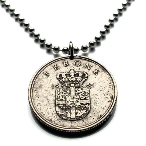1963 Denmark Danmark 1 Krone coin pendant Danish Royal crown blue lions rigsvåben Copenhagen København Aarhus Odense Aalborg Esbjerg Randers Jutland Øresund Danes Vikings Danskere Scandinavian Nordic Zealand Funen Amager Amalienborg Palace Faroese n000336