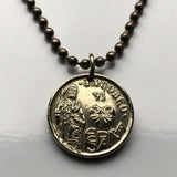 1993 Spain España 5 Pesetas coin pendant necklace Spanish jewelry apostle Saint James the Great Camino de Santiago de Compostela cathedral Lugo Catholic pilgrimage Praza do Obradoiro Galicia Ano Santo Xacobeo Ourense Ferrol n001268