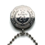 1992 Madagascar 20 Ariary coin pendant Malagasy farmer tractor Antananarivo Tana Toamasina Antsirabe Mahajanga Fianarantsoa Toliara Antsiranana Hell-Ville Sambava Taolagnaro Betsimisaraka Merina Betsileo Tsimihety Analamanga Atsinanana African n003769