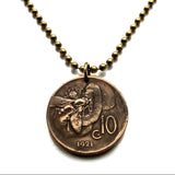 Italia Italy 10 Centesimi coin pendant necklace honey bee bumble bee beekeeper honey farmers pollination beehive Roma Milan Florence Venice Verona Napoli Turin Palermo Parma Bergamo Pisa Matera Genoa Siena Modena Bari Sorrento Perugia Tuscany n000539