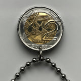 Peru 2 Soles coin pendant escudo Peruano llama alpaca Lima Cuzco Machu Picchu Incas Chiclayo Huancayo Iquitos Chimbote Ica Puno Cajamarca Pucallpa Piura Ayacucho Chincha Huanuco Tarapoto n003419