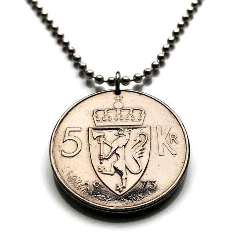 1973 Norway Norge 5 Kroner coin pendant lion Den norske løve Oslo Bergen Vikings Bokmål Nynorsk Scandinavian Stavanger Sandnes Trondheim Nordic Fredrikstad Tromsø Vestre Aker Norsemen Vikings n002405