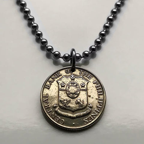 1962 Philippines Filipino 10 Centavos coin pendant necklace Eskudo Pilipinas Manila Pinoy Quezon Davao Caloocan Cebu Zamboanga Taguig Bohol Iloilo Negros Oriental Siquijor Luzon Mindanao Visayan Island n003545