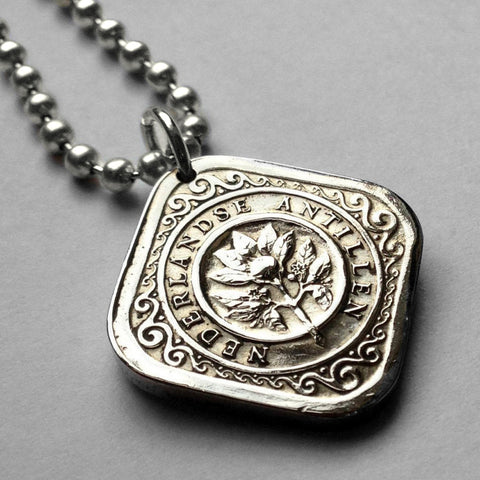 1970 Netherlands Antilles Curacao 5 Cents coin pendant Orange blossom Willemstad Holland Amsterdam Dutch floral seashell wave Papiamentu Caribbean Pais Kòrsou Curaçaoan n000969