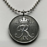 1962 Denmark Danmark 5 Ore coin pendant Danish royal crown initial R Copenhagen Aarhus Odense Aalborg Esbjerg Danes Randers Kolding Horsens Funen Jutland Vikings Scandinavia Nordic Roskilde Zealand Vendsyssel Faroese Amager Jelling stones Vejle n000423