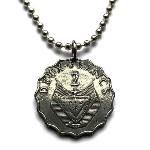 1970 Rwanda 2 Francs coin pendant Rwandese coat of arms Kinyarwanda Kigali Banyarwanda Ruhengeri Butare Muhanga Bantu Batwa people East Africa Great Lakes Hutu Abahutu Tutsi Twa people Swahili n002357