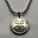 Finland Suomi 5 Pennia coin pendant Finnish hannunvaakuna Looped square Helsinki Scandinavia Nordic Viking Finns johanneskors n002894