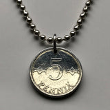 Finland Suomi 5 Pennia coin pendant Finnish hannunvaakuna Looped square Helsinki Scandinavia Nordic Viking Finns johanneskors n002894
