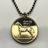 1995 Ireland 20 Pence coin pendant hunting horse stallion thoroughbred Irish harp Dublin Gaelic Drogheda Swords Dundalk Ulster n000253