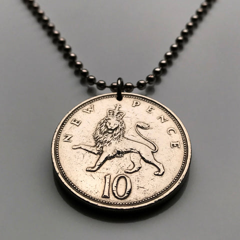1970 United Kingdom Great Britain England 10 Pence coin pendant necklace jewelry English lion London Manchester Liverpool British royal emblem n000583