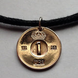 1953 to 1963 Sweden 1 Ore coin pendant Swedish crown Stockholm Nordic Scandinavia Baltic Swedes Viking King Queen necklace n000596
