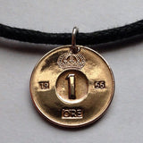 1953 to 1963 Sweden 1 Ore coin pendant Swedish crown Stockholm Nordic Scandinavia Baltic Swedes Viking King Queen necklace n000596