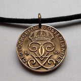 1938 Sweden Sverige 2 Ore coin pendant necklace jewelry Swedish crown initial G Stockholm Västerås Helsingborg Norrköping Smolandia Nordic Norsemen Baltic king queen sami n000090