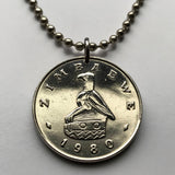 1997 Zimbabwe 50 Cent coin pendant soapstone bird Harare Ndebele Matabeleland Rhodesia Africa Bantu Kalanga Lake Mutirikwe n000440