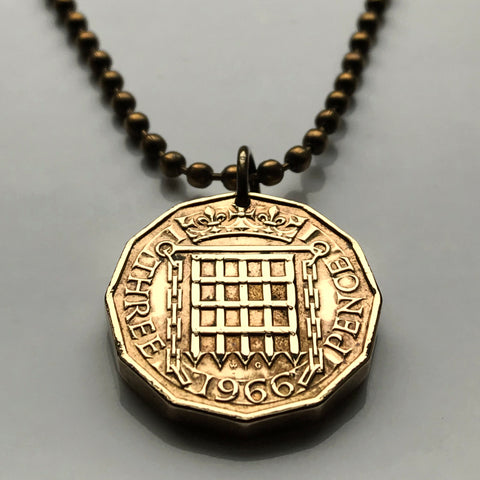 1967 England United Kingdom Great Britain 3 Pence coin pendant Tudor portcullis castle gate House of Beaufort Amberley Hever Castle Westminster Palace Monk Bar Tower of London Birmingham Leeds Yorkshire Manchester Bristol Newcastle Liverpool n000415