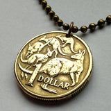 1985 Australia 1 Dollar coin pendant kangaroo roos wallaby wallaroos Sydney Canberra Melbourne Perth Brisbane Adelaide Darwin land down under Queensland Victoria New South Wales Tasmania Hobart n001283